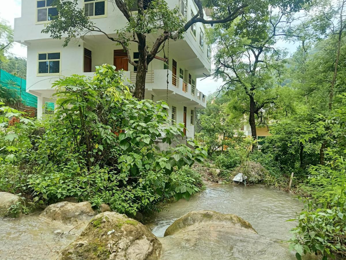 Shivanjal Wellness And Accommodation ริชิเคช ภายนอก รูปภาพ
