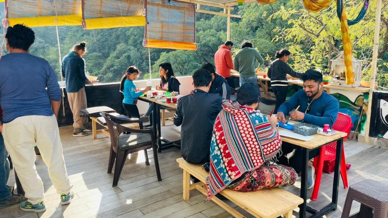 Shivanjal Wellness And Accommodation ริชิเคช ภายนอก รูปภาพ